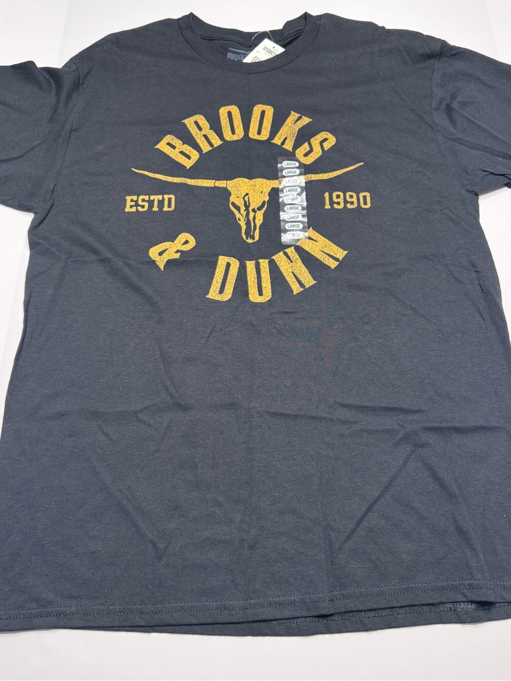 Brooks & Dunn Men’s Short Sleeve Graphic Tee in Dark Navy with Gold Print